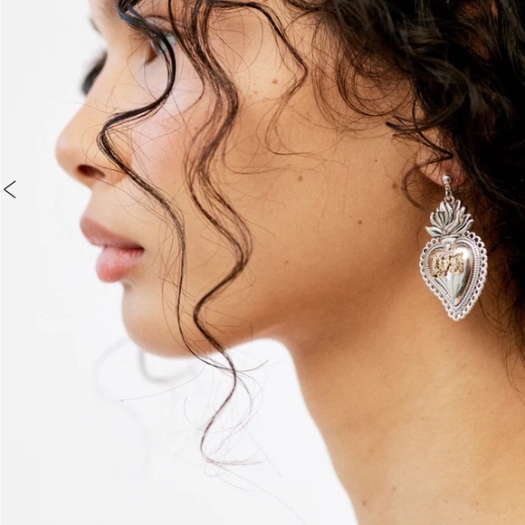 With Jean Earrings and Necklace - Picture 1 of 3